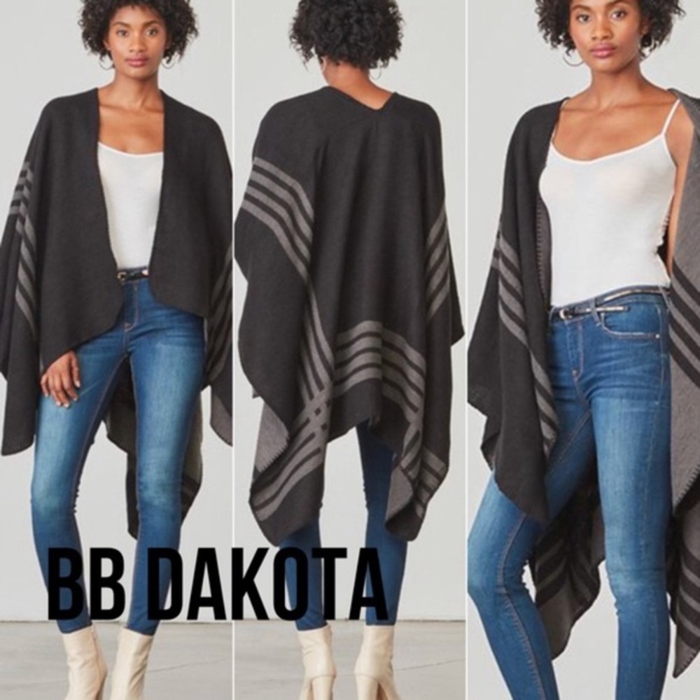 NWT Black BB Dakota Poncho